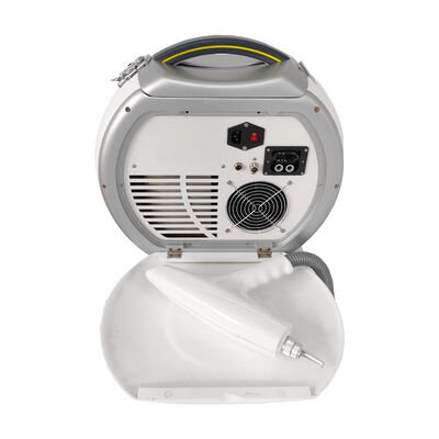 Dobra cena. Maszyna laserowa Nd Yag 1064nm do usuwania tatuaży za pomocą lasera węglowego w Internecie